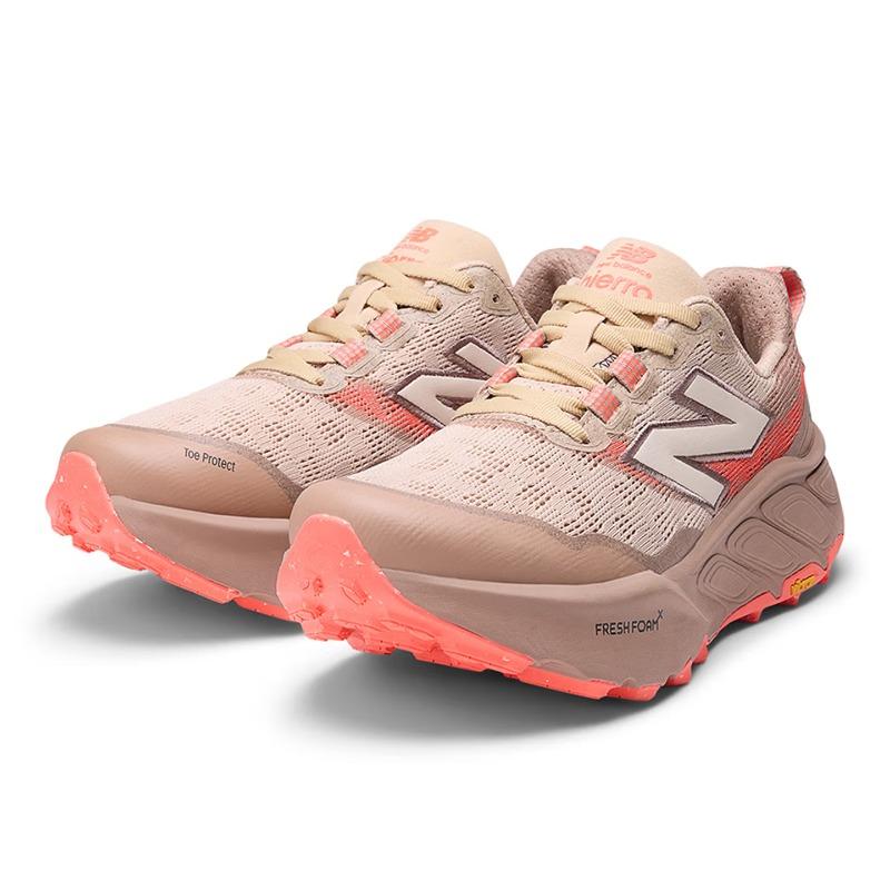 

NEW BALANCE Women s Lightweight Cushioned Outdoor Hiking and Trail Running Shoes WTHIERV9 37