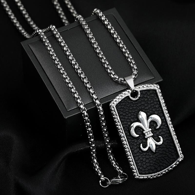 

Stylish Steel Titanium Necklace With Geometric Pendant Perfect For Trendy Hip Hop Lovers Fashion