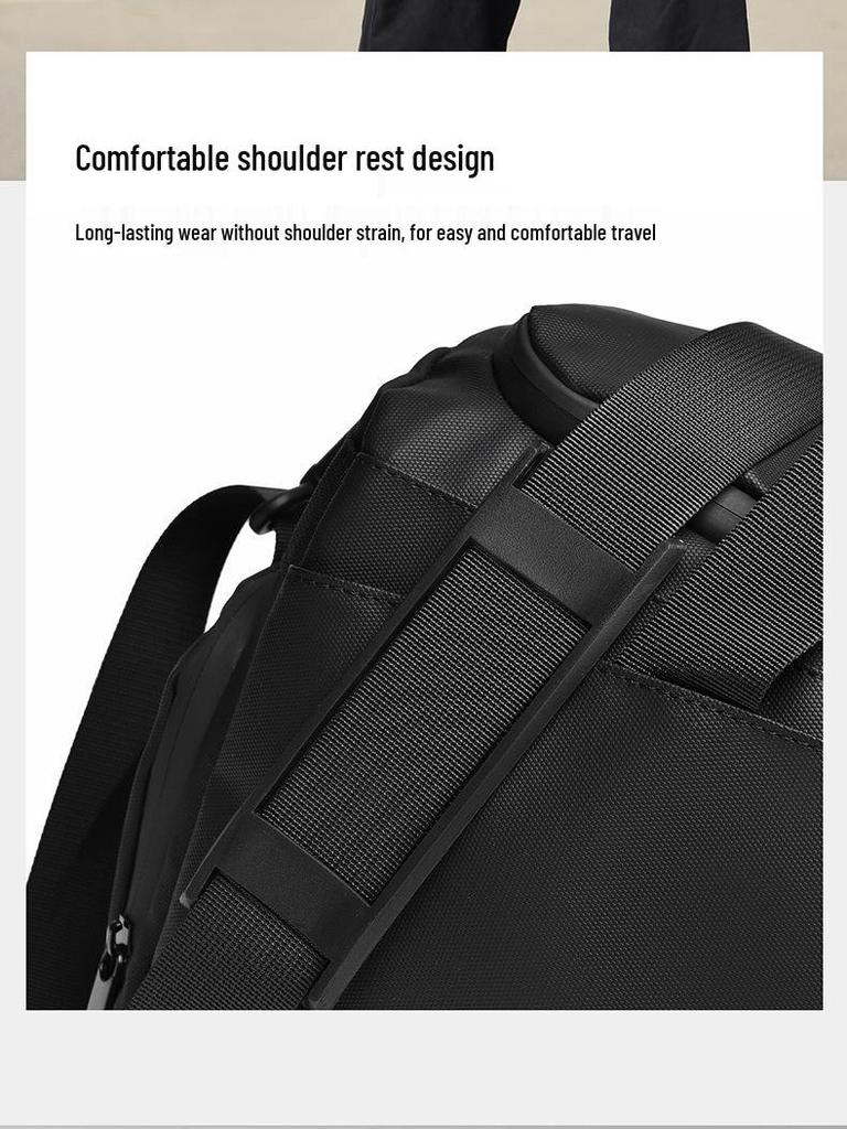 Men's Crossbody Fitness Bag – Large Capacity, Wet/Dry Separation, for Short-Distance Travel and Swimming.