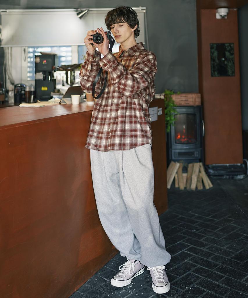 PUNCHLINE From Over Double-Tuck Balloon Sweatpants Grey Nslp9185