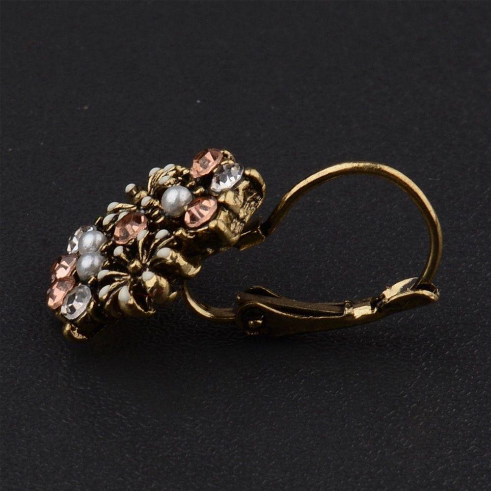 

Модные ретро-цветочные серьги-гвоздики в стиле бохо с кристаллами, серьги-клипсы, модные ювелирные изделия, жемчужные серьги