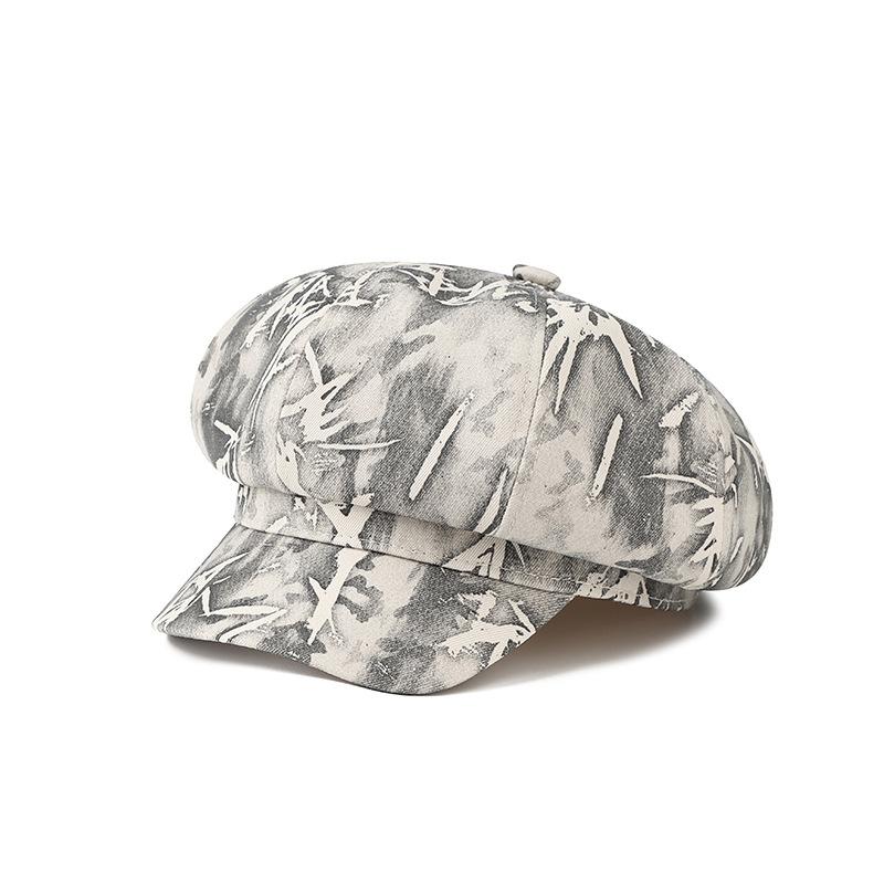 

American retro camouflage octagonal hat women, spring and summer niche versatile duckbill beret, face-slimming newsboy cap M бежевый