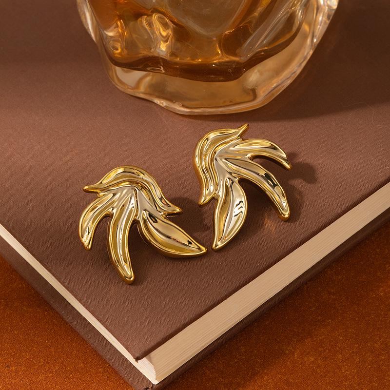 Exaggerated Floral Petal Earrings: Multi-layered Niche Design with a European & American Style
