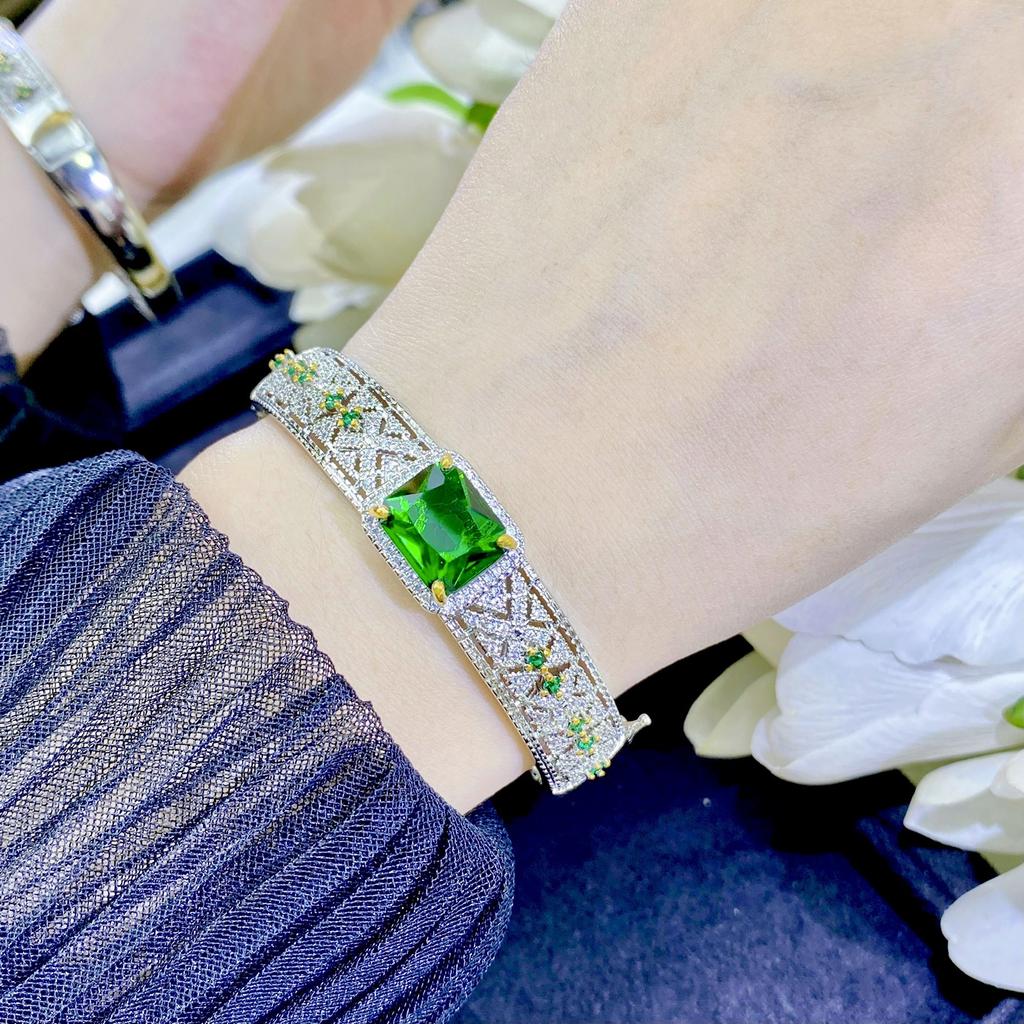 2026 Micro-set Diamond Emerald Bracelet Two-color Gold Diamond High-end Luxury Lady Jewelry Bracelet Jewelry Women