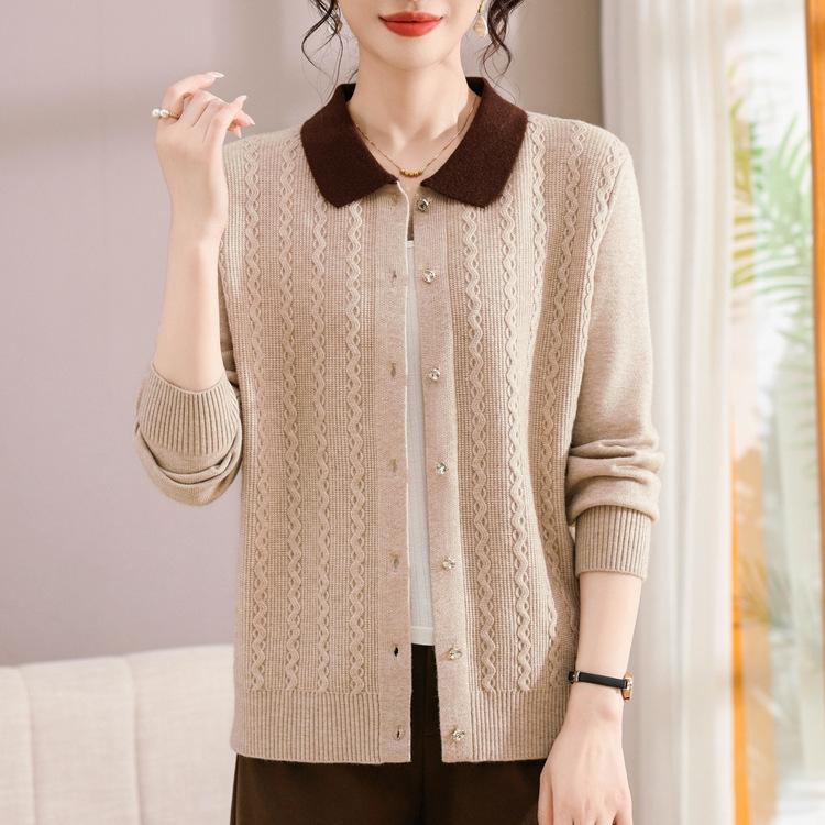 

Fashionable Mother Lapel Cardigan Sweater for Women Autumn and Winter Cardigan Short Large Size Middle-aged Women Knitted Long-sleeved Jacket 3XL бежевый