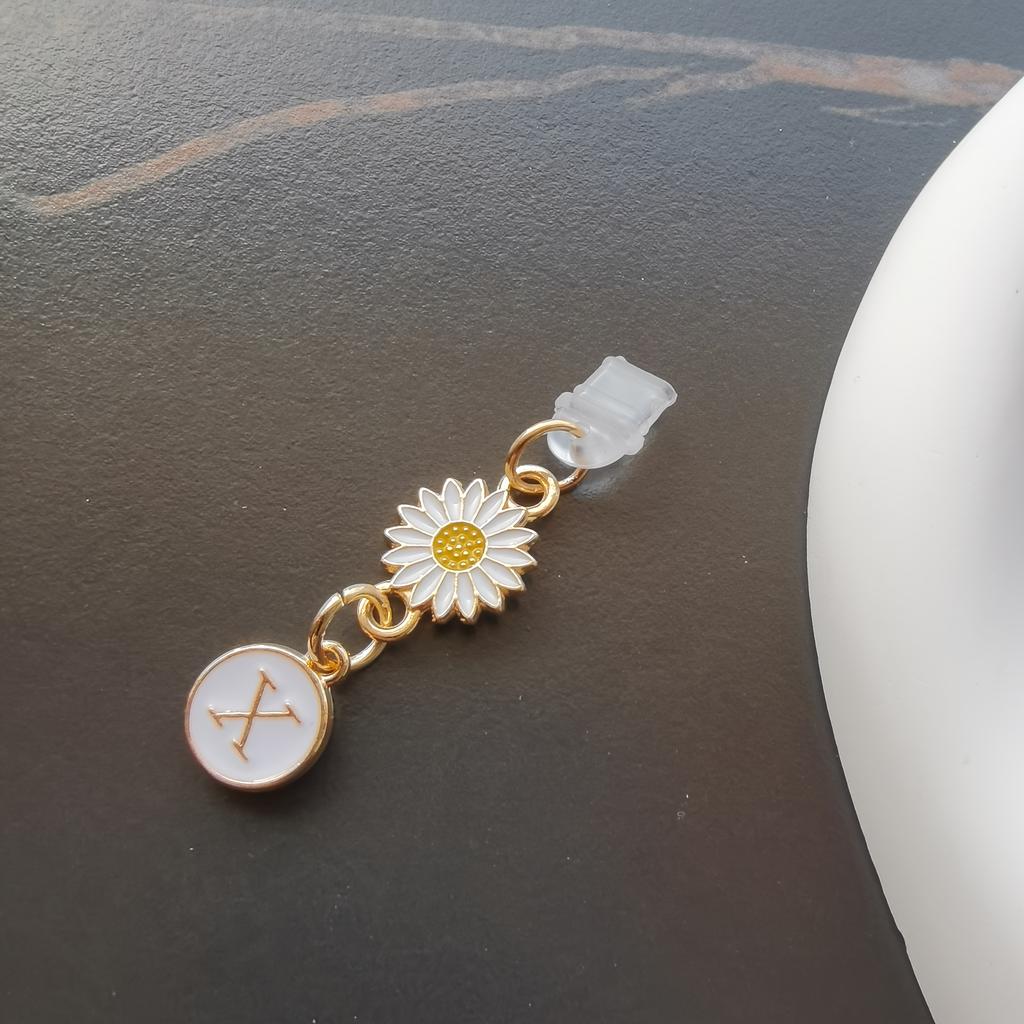 1 szt. Kreatywny stokrotka/słonecznik litera zatyczka przeciwkurzowa do telefonu komórkowego/europejskie i amerykańskie 26 wielkich liter A-Z zawieszka do telefonu komórkowego