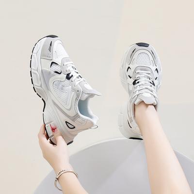 Ins Korean Version of the New Dad Shoes Girl 2025 Spring Student Running Sports Thick Sole Height Casual Street Shot 3802