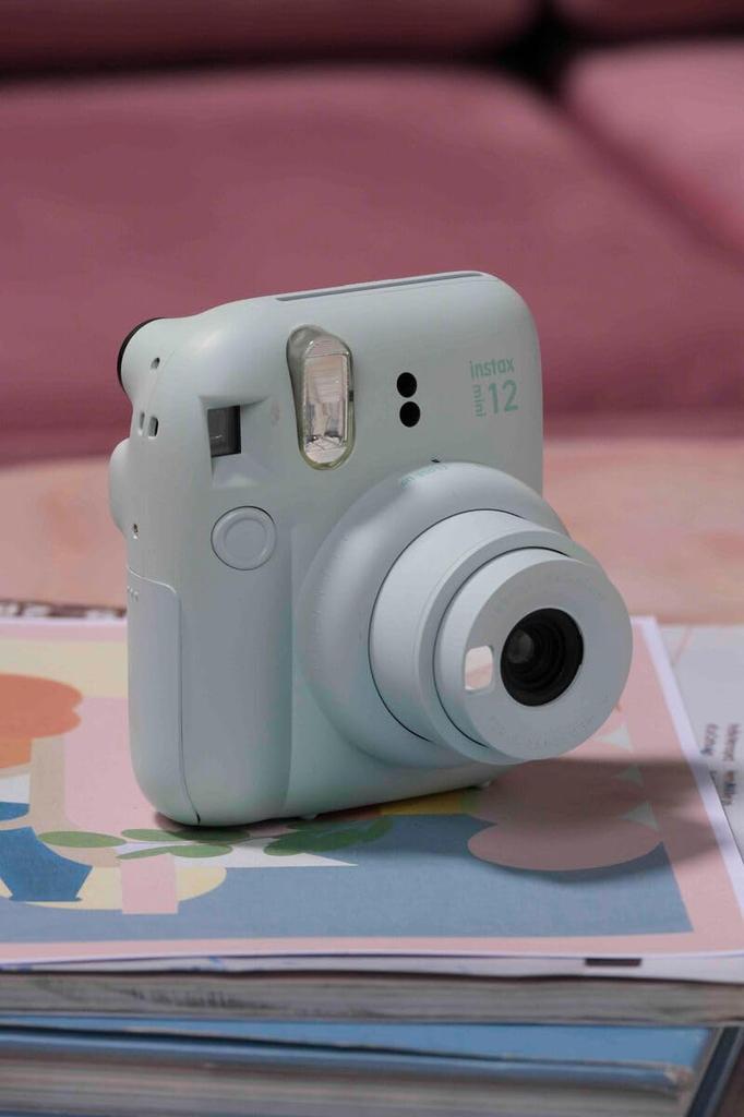 Fujifilm Instax Mini 12 Instant Camera Mint Green -