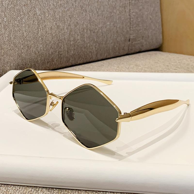 Vintage Rhombus Sunglasses Women For Men Luxury Brand Designer Sun Glasses Punk Popular Outdoor Travel Sexy Shades Uv400