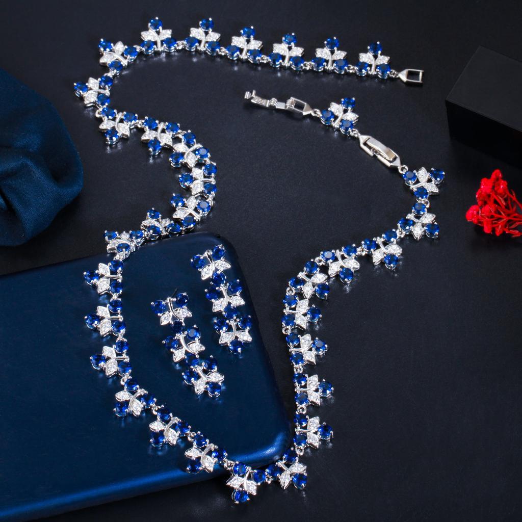 Trendy Zircon Leaf-Shaped Bridal Necklace Dress With Temperament Earrings Two-Piece Set