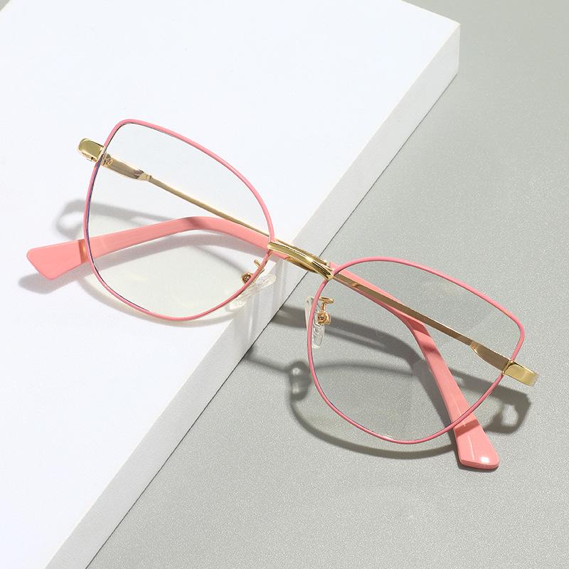 Fashion Cat Eye Blue Light Glasses, Metal Frame, Prescription-Compatible Myopia Lenses, 2025 Edition.