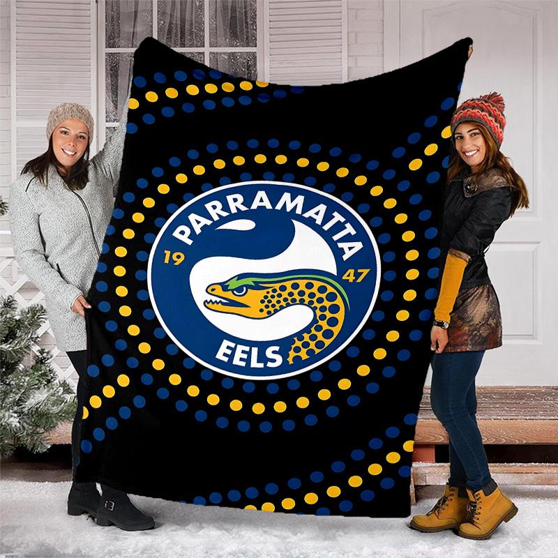 1pc Football Team (22) Theme Blanket - Digital Print, Polyester, Cozy for All Seasons, Perfect for Outdoor, Camping, and Travel