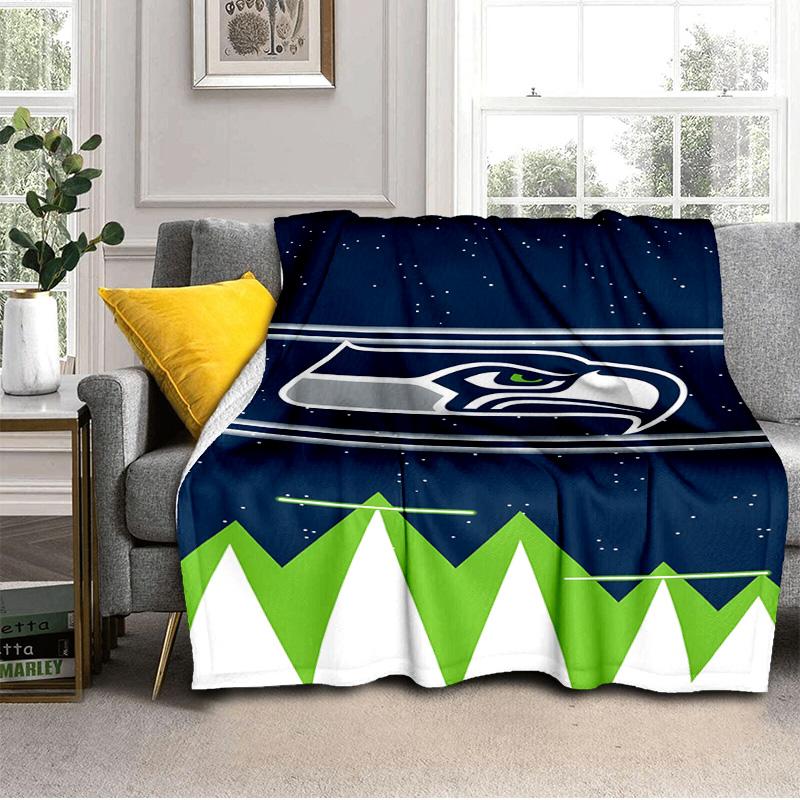 Seahawks Team Spirit Blanket Outdoor Flannel Blanket for Camping, Hiking, Garden Parties, Picnic Essentials,gift for Family and Friends