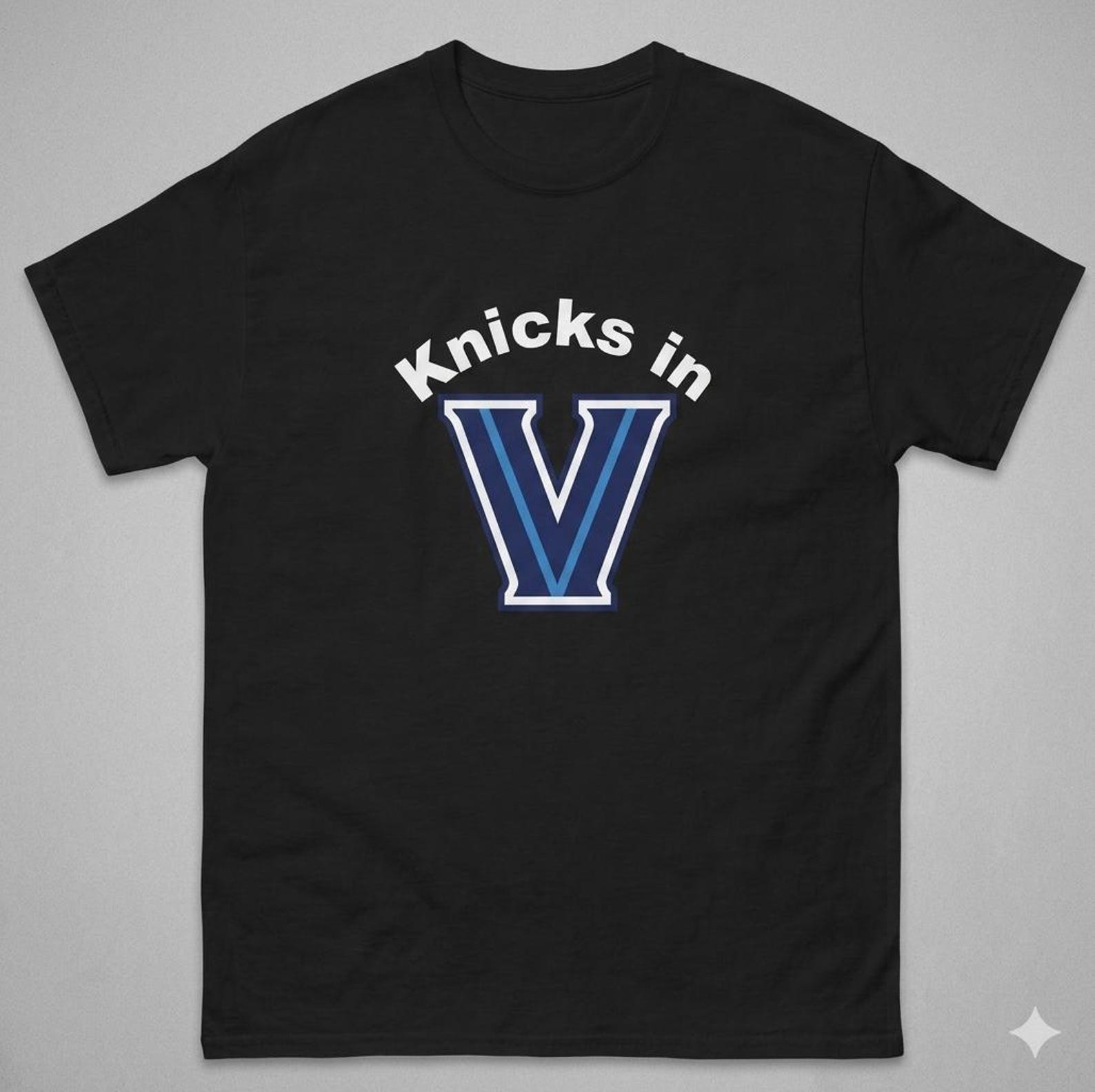 Basketball Team in Five Shirt M