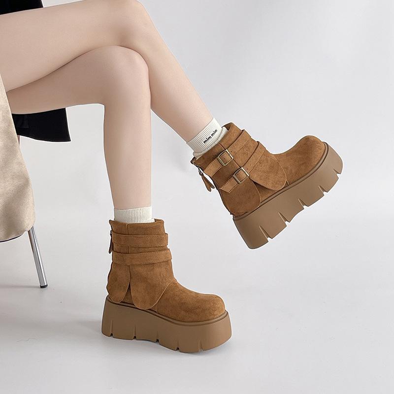 European and American Retro Style Belt Buckle Platform Short Boots Women's 2025 Autumn and Winter New Platform Fashion Trend Fashion Boots