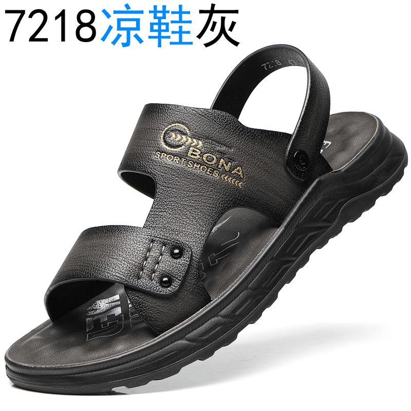 

Super soft middle-aged open-toed sandals beach sandals wear soft-soled non-slip dad driving men s shoes two wear summer break 38
