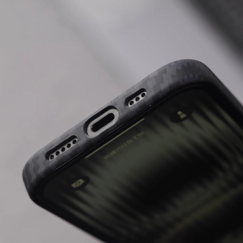 Capa de Celular iPhone 16 com Relevo Apple 15 ProMax Capa Protetora Tudo Incluído 13