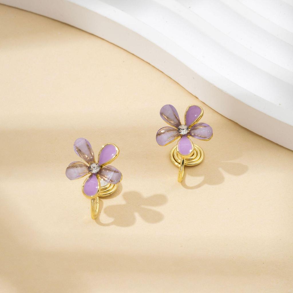 Pearl Mosquito Coil Disc Ear Clips: No-Pierce, Elegant French-Style Earrings for Women