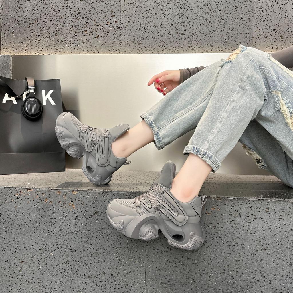 European Station Summer Breathable Hollow Daddy Shoes Women's 2025 New Thick-soled Height Increasing Lightweight Sports Casual White Shoes