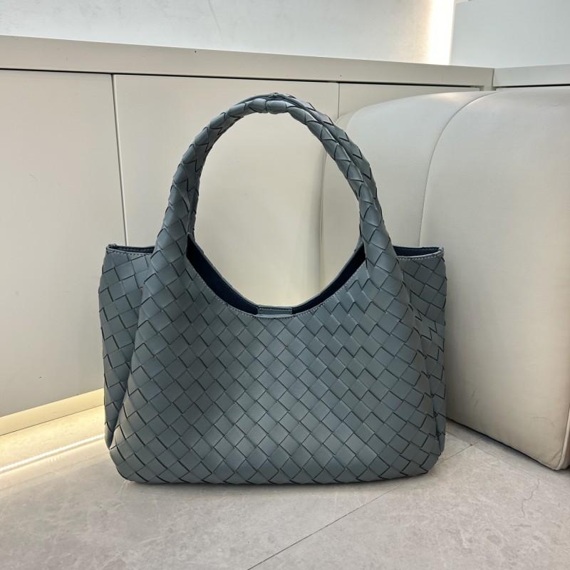 Genuine Leather Woven Shoulder Bag Women Large Capacity Minimalist Tote Bucket With Magnetic