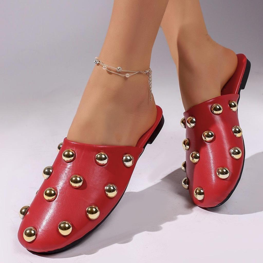 2026 Summer Metal Rivet Comfortable Soft Sole Closed-Toe Mules