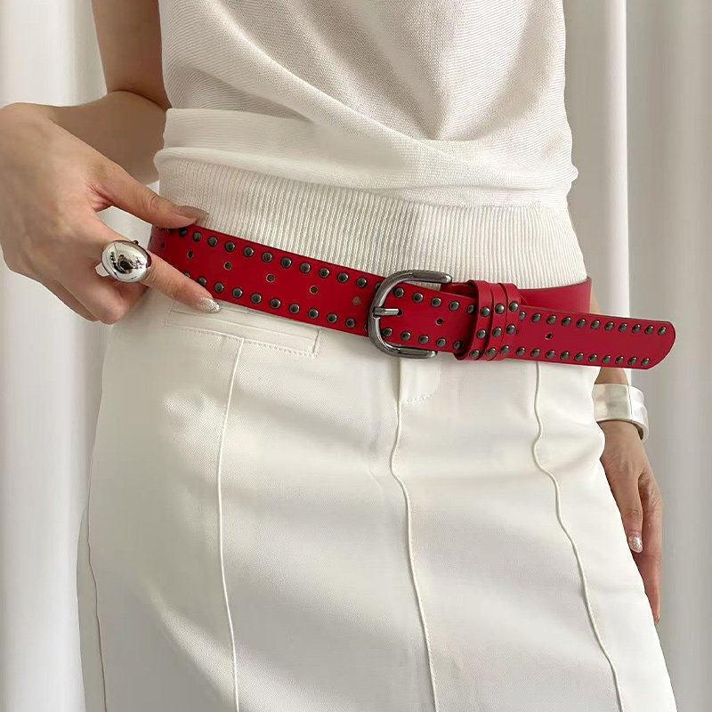 Retro American Suede Belt For Women With Metal Embellishments For Casual Wear