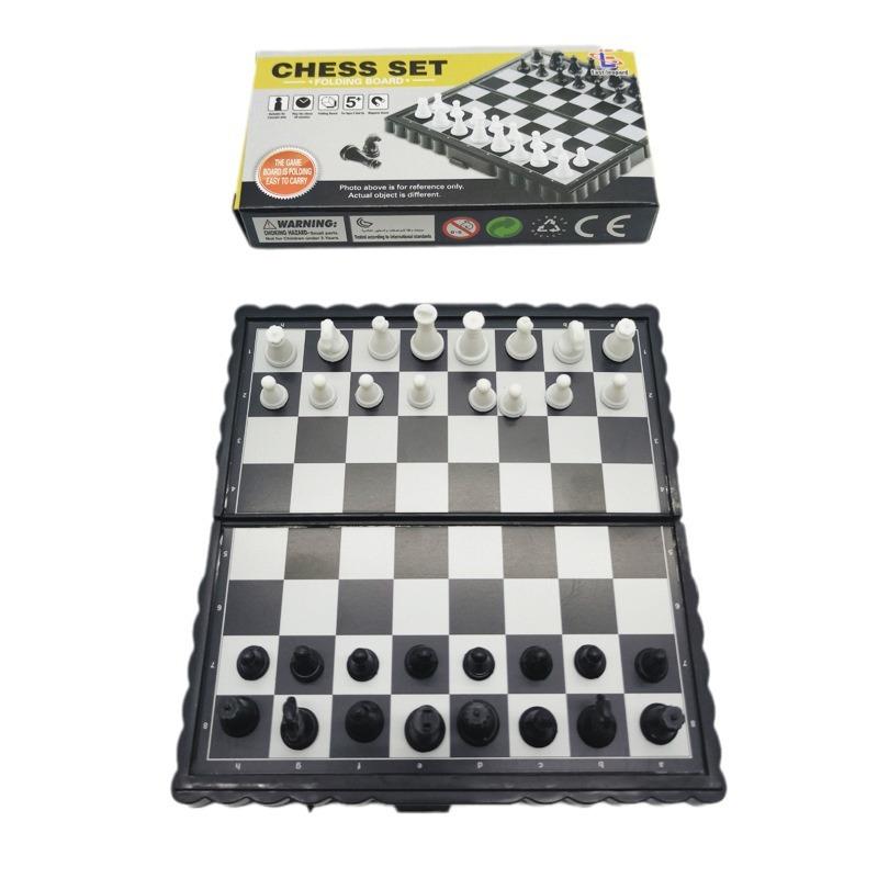 Mini Magnetic Chess Set Folding Magnetic Plastic Chessboard Board Game Portable Kid Toy Portable Outdoor