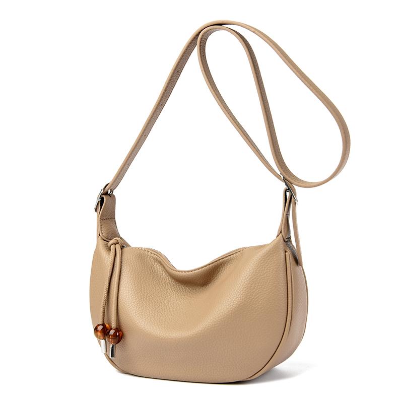 A Simple and Stylish Women's Shoulder Bag,A Fashionable Crossbody Bag, Suitable for Daily Use,Shopping, Commuting, and Multi Compartment Shoulder Bags