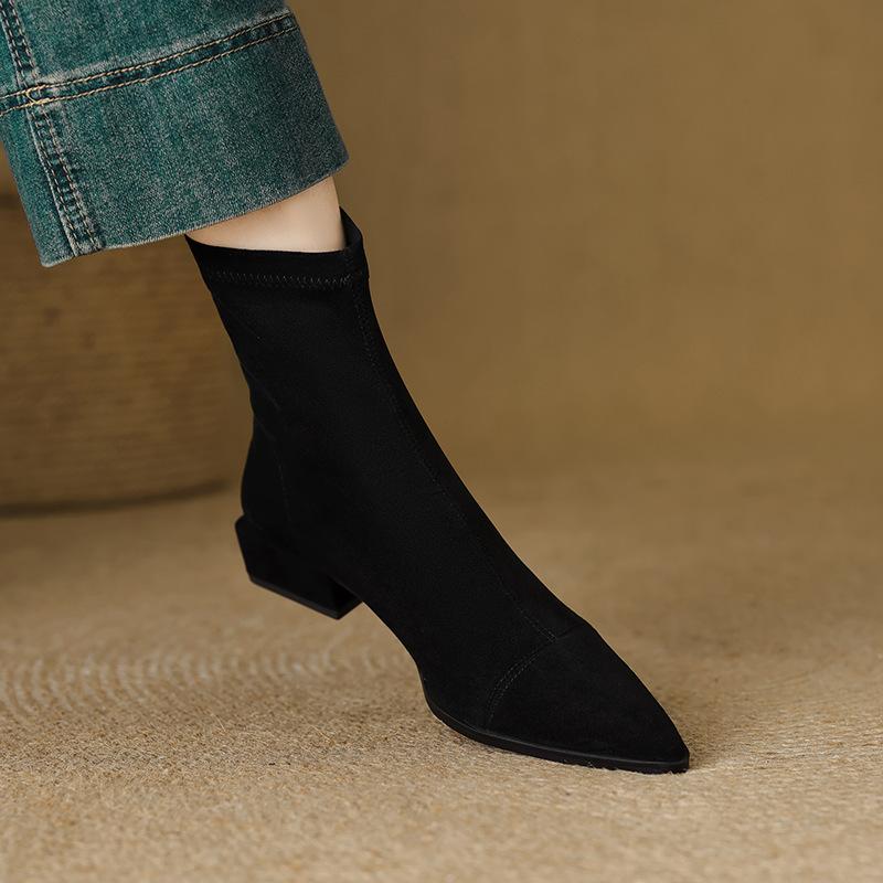 Women's Boots 2025 Winter Fashion Pointed-toe Design Short Boots with Zippers On The Back, Slim Low-heeled Nude Boots