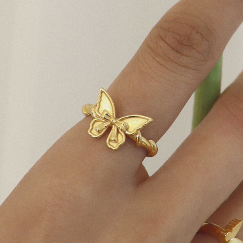 M.atur Like Butterfly Ring 01