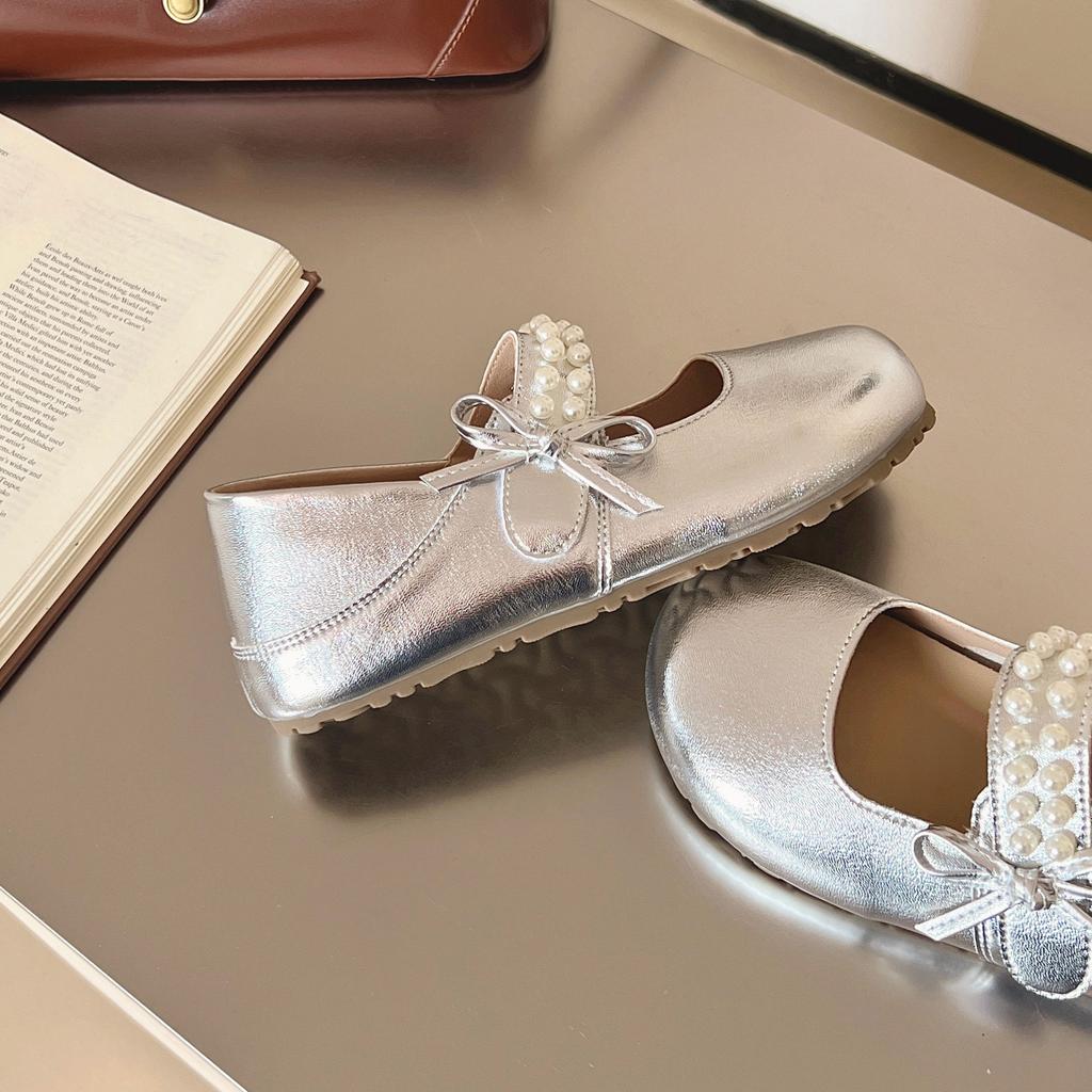 Xiaoxiangfeng bow shallow mouth Mary Jane single shoes women's 2025 new versatile one-pedal with skirt small leather shoes