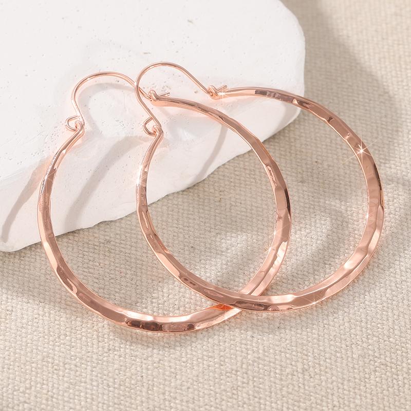 Concise Hand Hammered Pattern Large Round Hoop Earrings for Women Exquiaite Party Vocation Earrings Jewelry Accessories