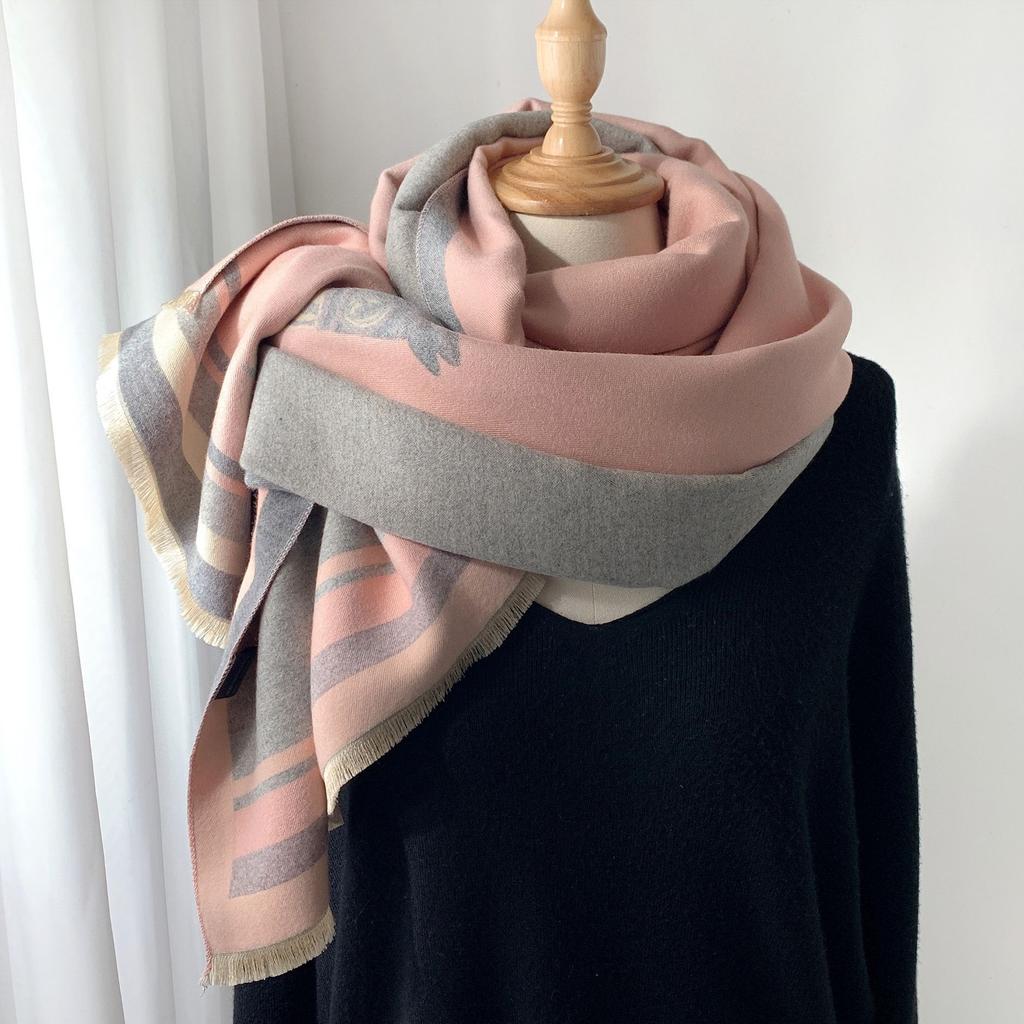 Vintage Horse Print Imitation Cashmere Short Beard Fringed Jacquard Air Conditioner Shawl Thickened Warm Decorative Scarf Scarf Women