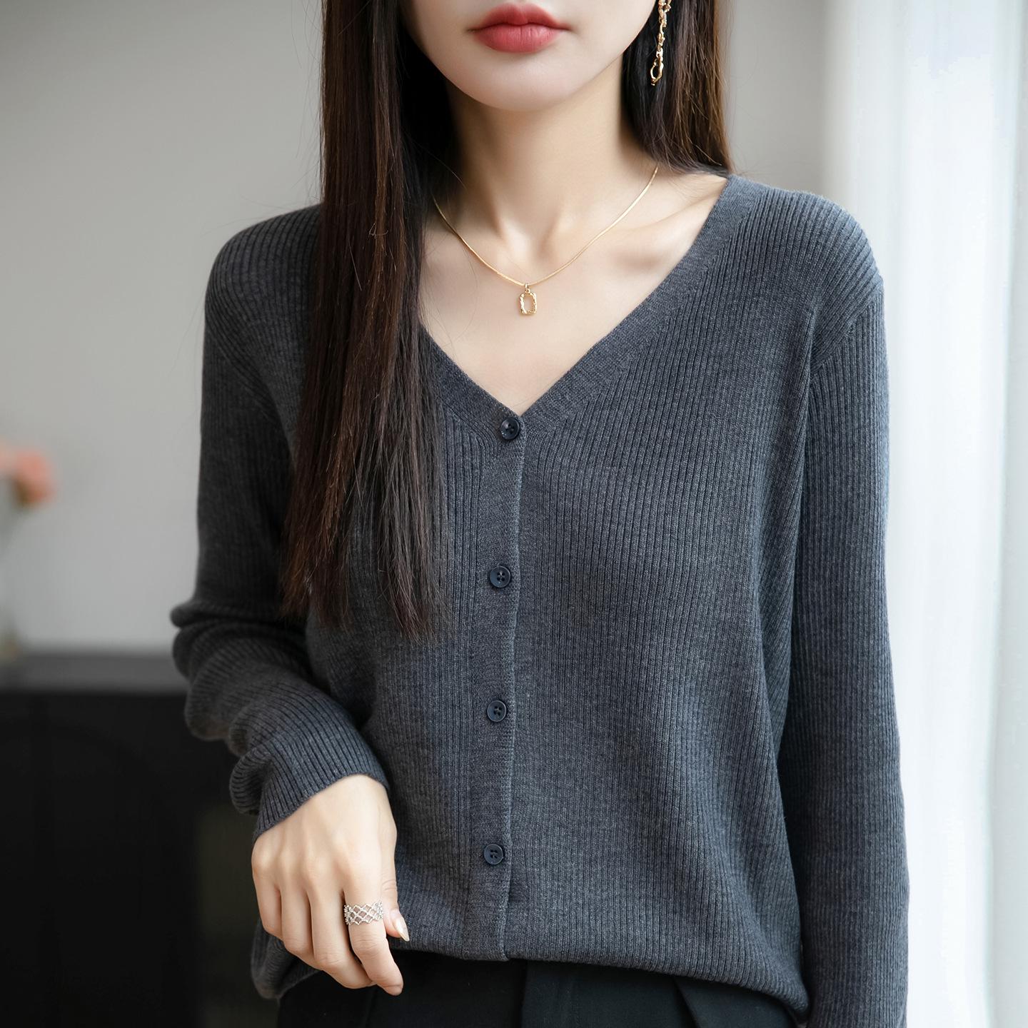 

Кардиган тонкой вязки с V-образным вырезом на осень 2025 года - Однотонный, однобортный, верхняя одежда с длинными рукавами L