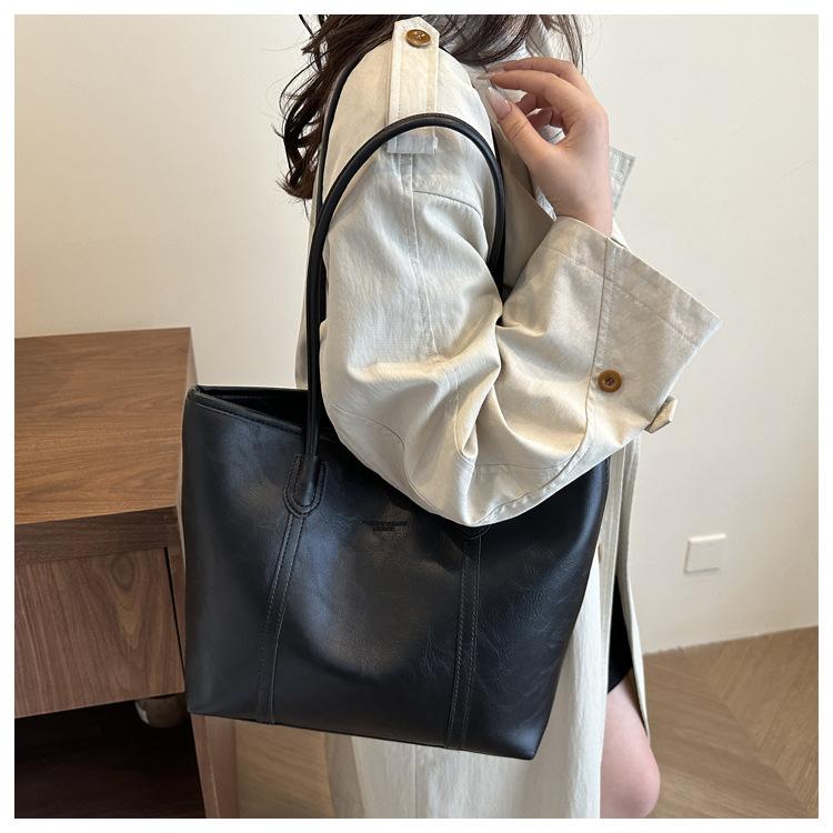 Retro Tote Bag for Women Minimalist Fashion Large Capacity Shoulder Armpit Bag Casual Commuter Handbag CLE