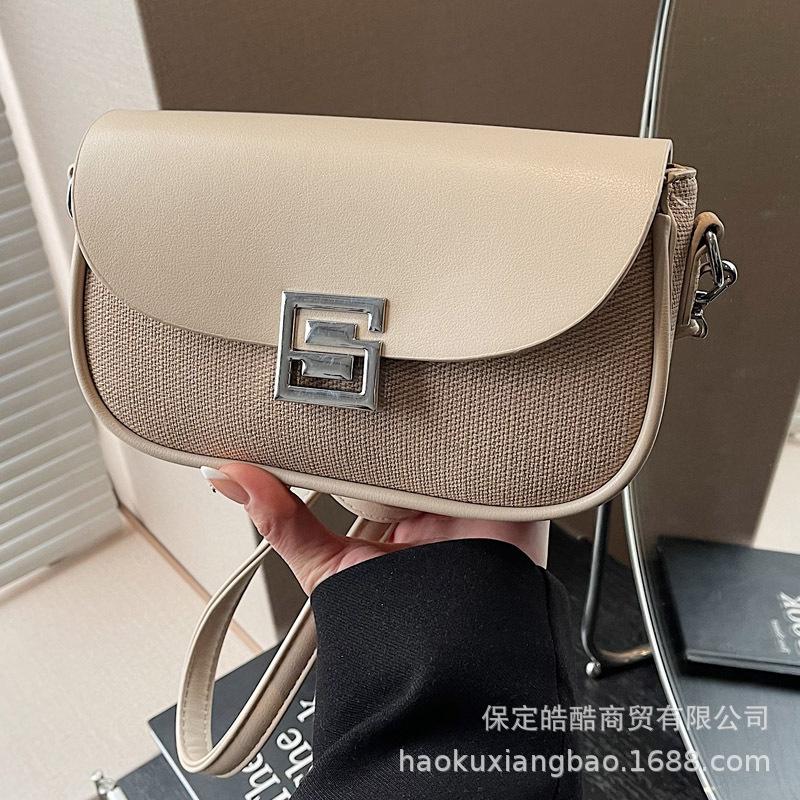 Super Fire Small Bag Women's Spring Summer 2025 New Fashion Shoulder Messenger Bag High Sense Women's Foreign Style Small Square Bag