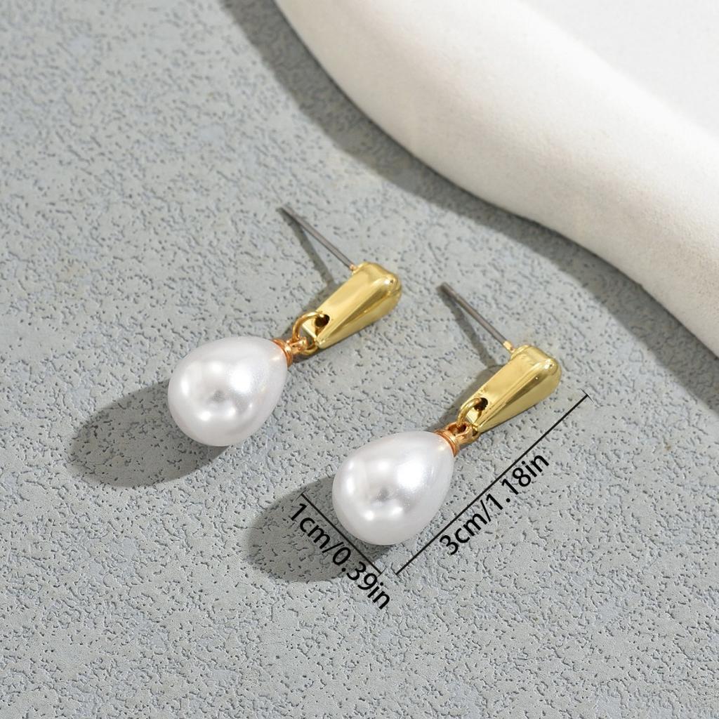 Light Luxury Style Earrings Niche Water Drop Geometric Design Pearl Stud Earrings Versatile Ear Accessories