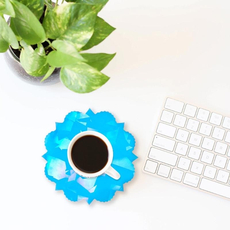 Crystal Coaster Mold 4-Cavity Flower Shaped Holographic Resin Molds Silicone Jewelry Making Epoxy Mould Decorative DIY