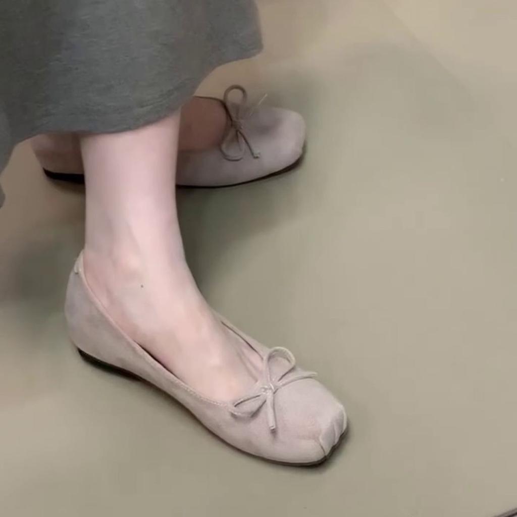 Elegant temperament Fashion square head bow design Soft sole Versatile outer wear Exclusive child Foreign style inner shallow mouth single shoes Women