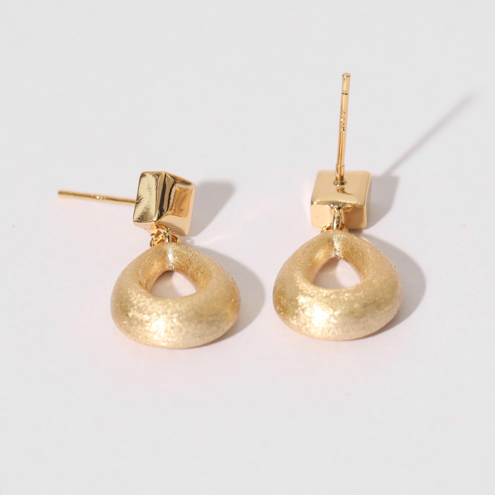 Pure hand-drawn explosive geometric water drop stud earrings K real gold light luxury earrings earrings women