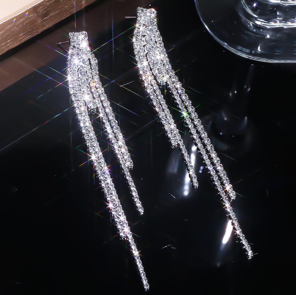 High-end Luxury Shiny Crystal Earrings
