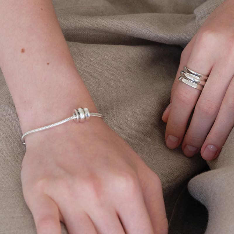 ALL LEFT Ro Bracelet