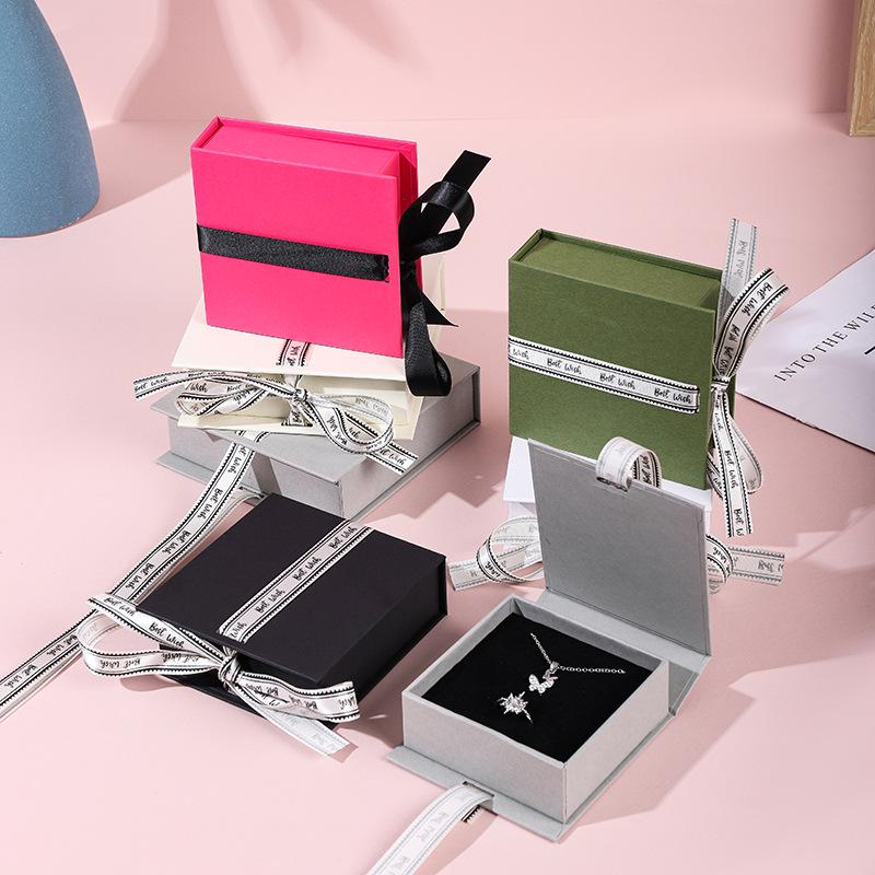 Magnetic Ribbon Flip Box for Jewelry - Necklace, Bracelet, Earrings Storage