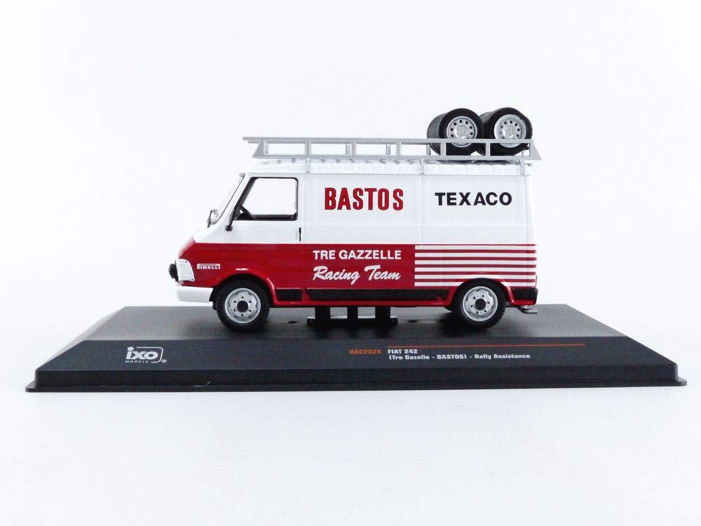 IXO Scale Fiat 242 GAZELLE Rally Assistant Car with Roof Rack and Tires 1/43 "TRE BASTOS"