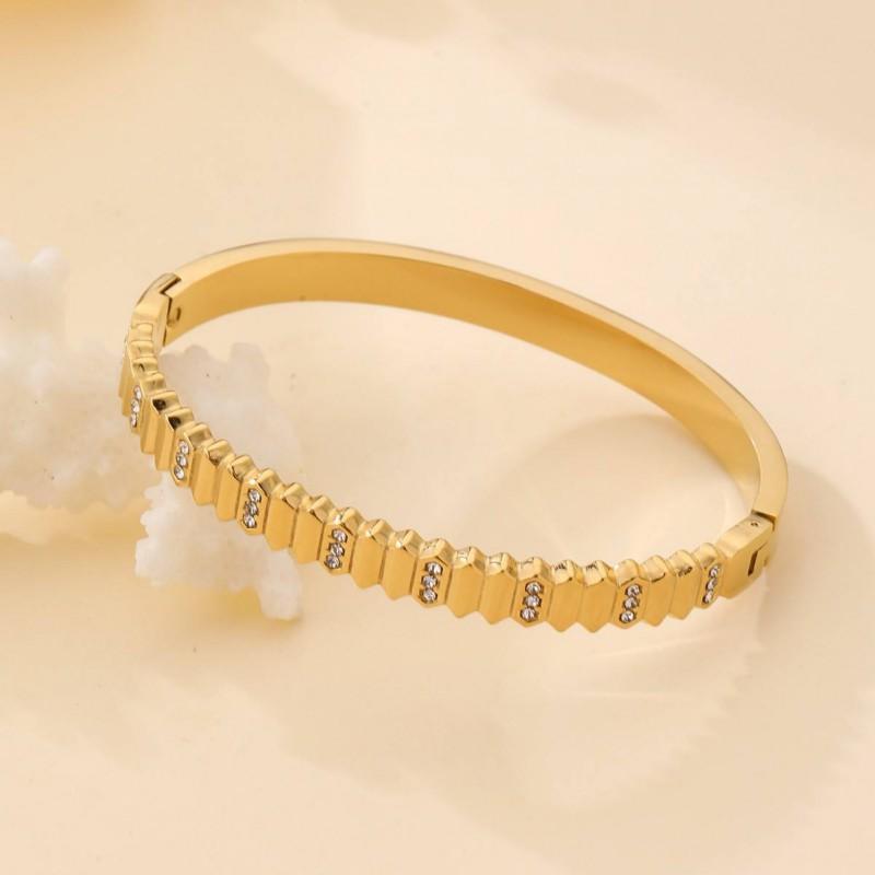Geometric Vintage Stripe Rhinestone Titanium Steel Bracelet Women Gold Tone Stainless Elegant Jewelry Accessory