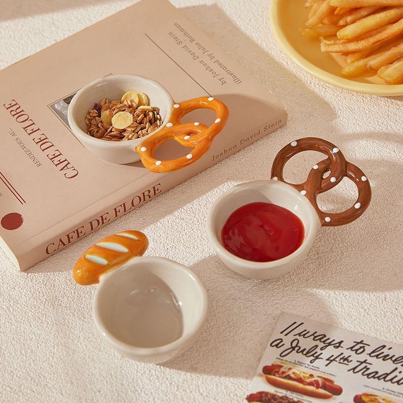 Cute Bakery-Themed Ceramic Small Dish – Baguette and Bread Plate for Restaurant or Home Use