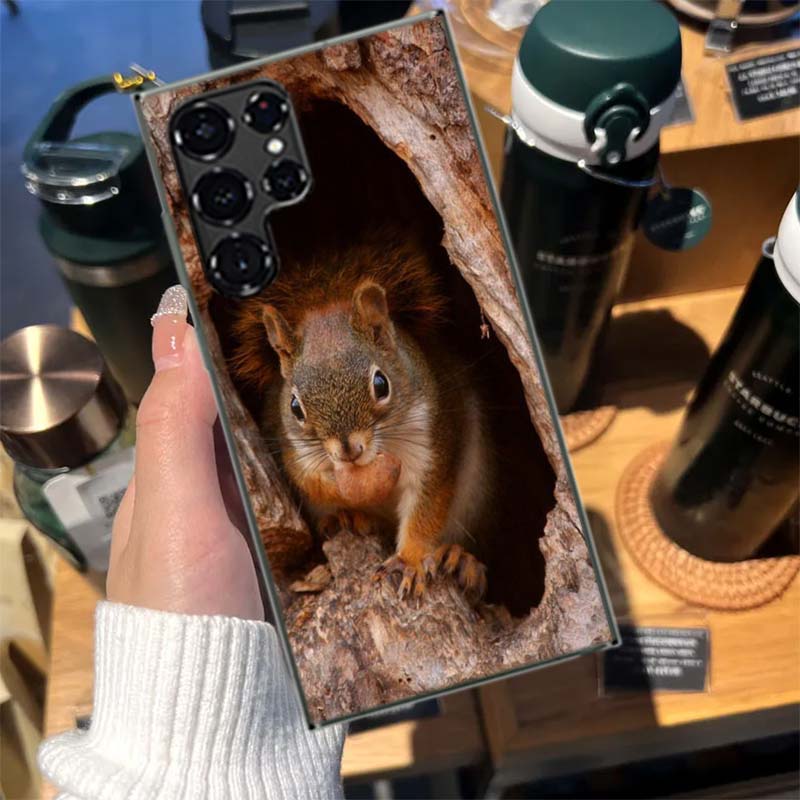 Forest Squirrels Foraging For Food Coque For Samsung S23 S22 Ultra S24 FE S25 Edge Phone Galaxy S21 S20 FE S10 Plus Case Luxury