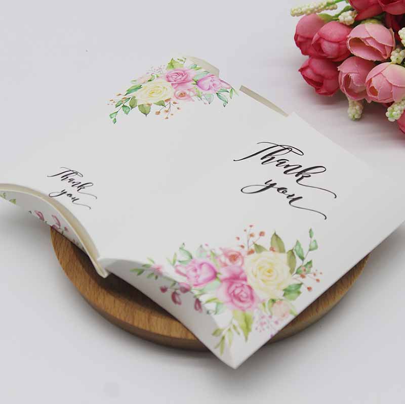 10 st nya presentaskar i kuddform DIY Handgjorda smycken halsband örhängen förpackningsask romantik För dig bröllop godisfavoriter förpackning