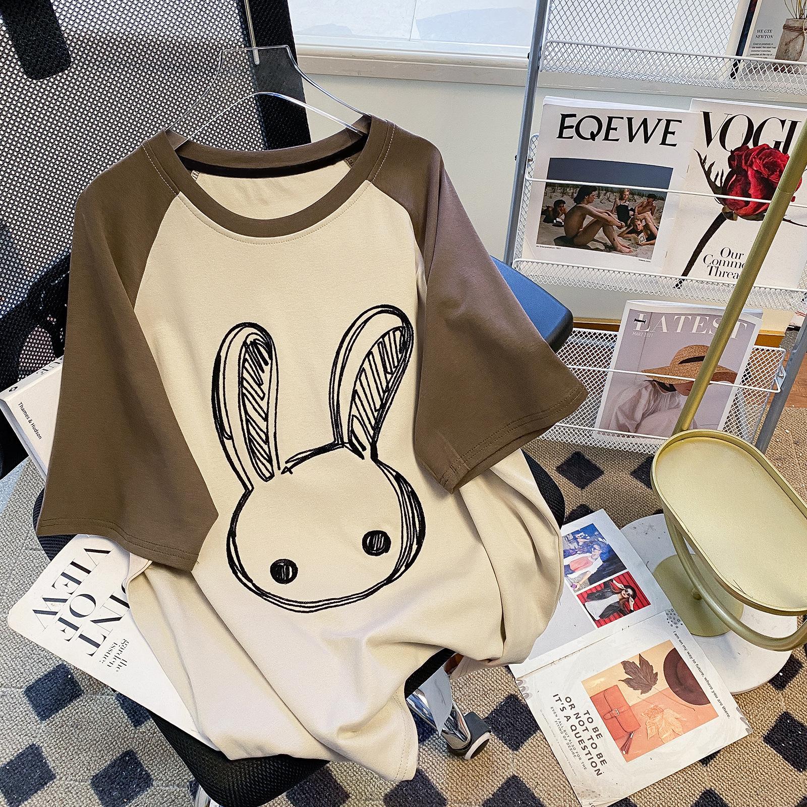 Футболка большого размера с короткими рукавами для женщин — фото 4