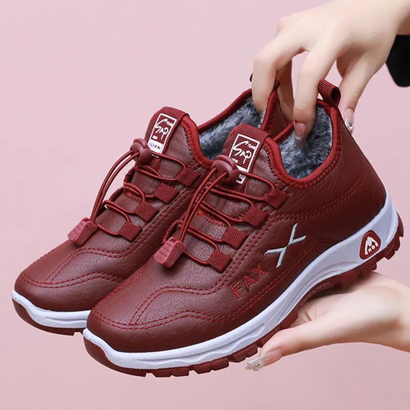 Winterverdickte Damen Peking Baumwollschuhe Lederoberfläche Wasserdicht Warm Fleecegefüttert Rutschfest Bequeme Stiefeletten